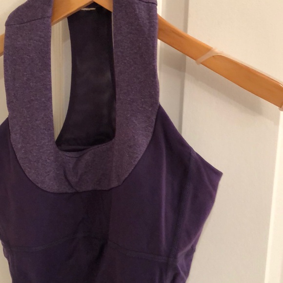 Lululemon scoopneck tank size 4 - Picture 2 of 4